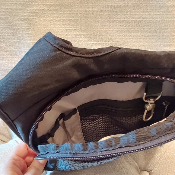 Cross Body bag - Picture 4 of 5